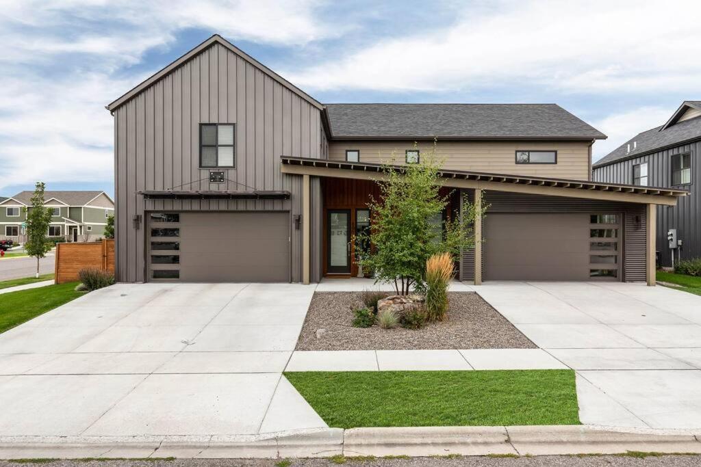 Luxury Townhome On The Park With Bridger Mtn Views โบซแมน ภายนอก รูปภาพ